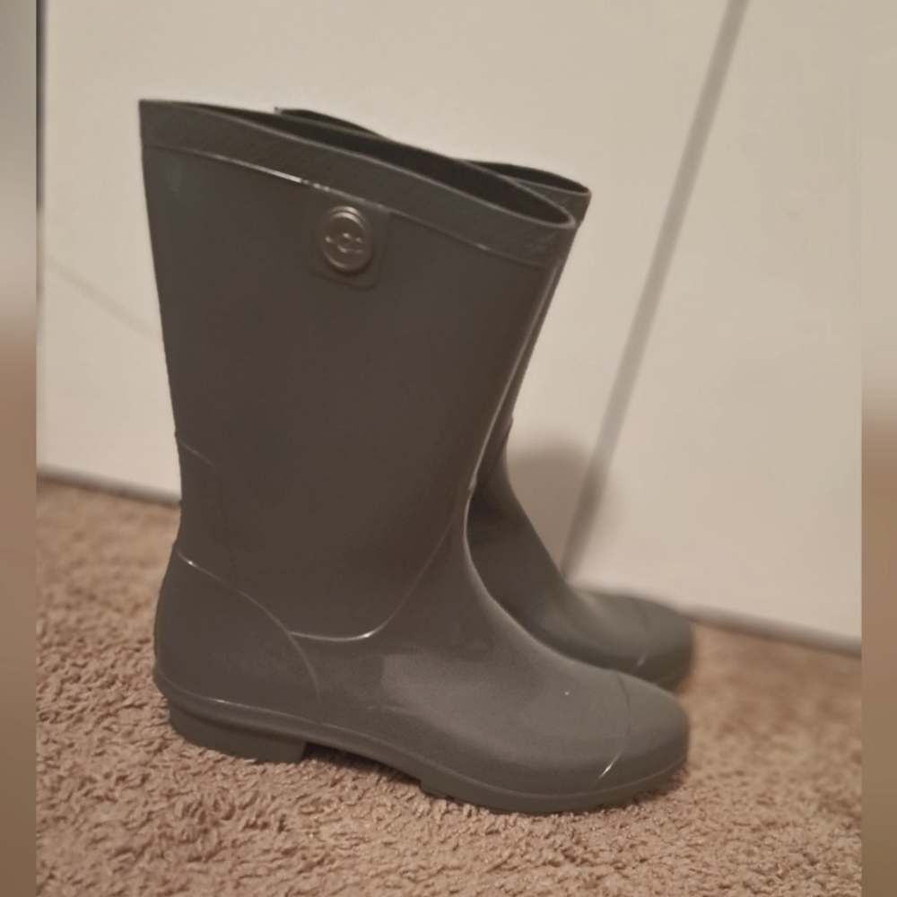 UGG Gray Rain Boots - Size 9